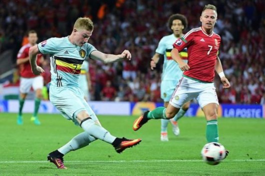 卫报：曼联新球场计划受阻，在买地谈判方面陷入僵局