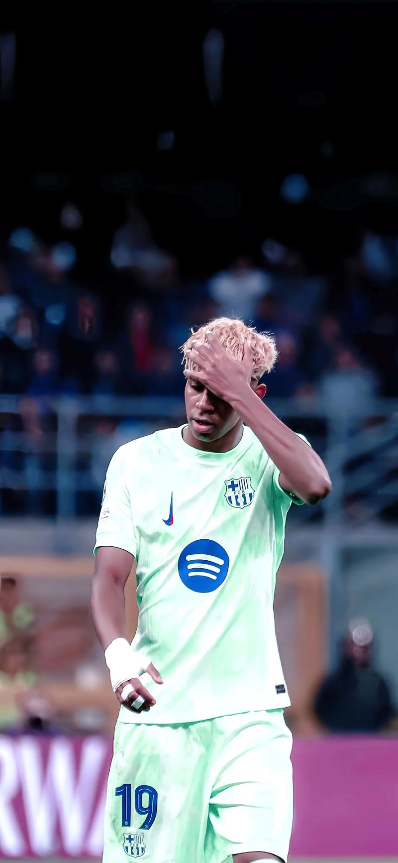 2015年9月：圣路易斯红雀队率先达成单季100胜，锁定国联中区冠军。