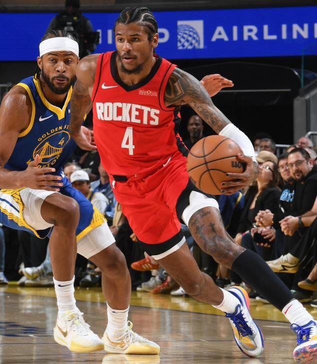 争夺4亿年轻人，北上广深蓉围猎“超级接口”