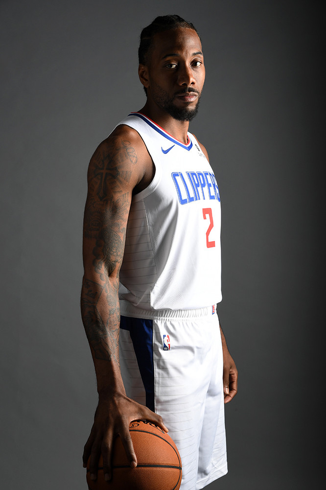 《绝区零》公测今日开启：全新PV公开，探索未知的游戏世界