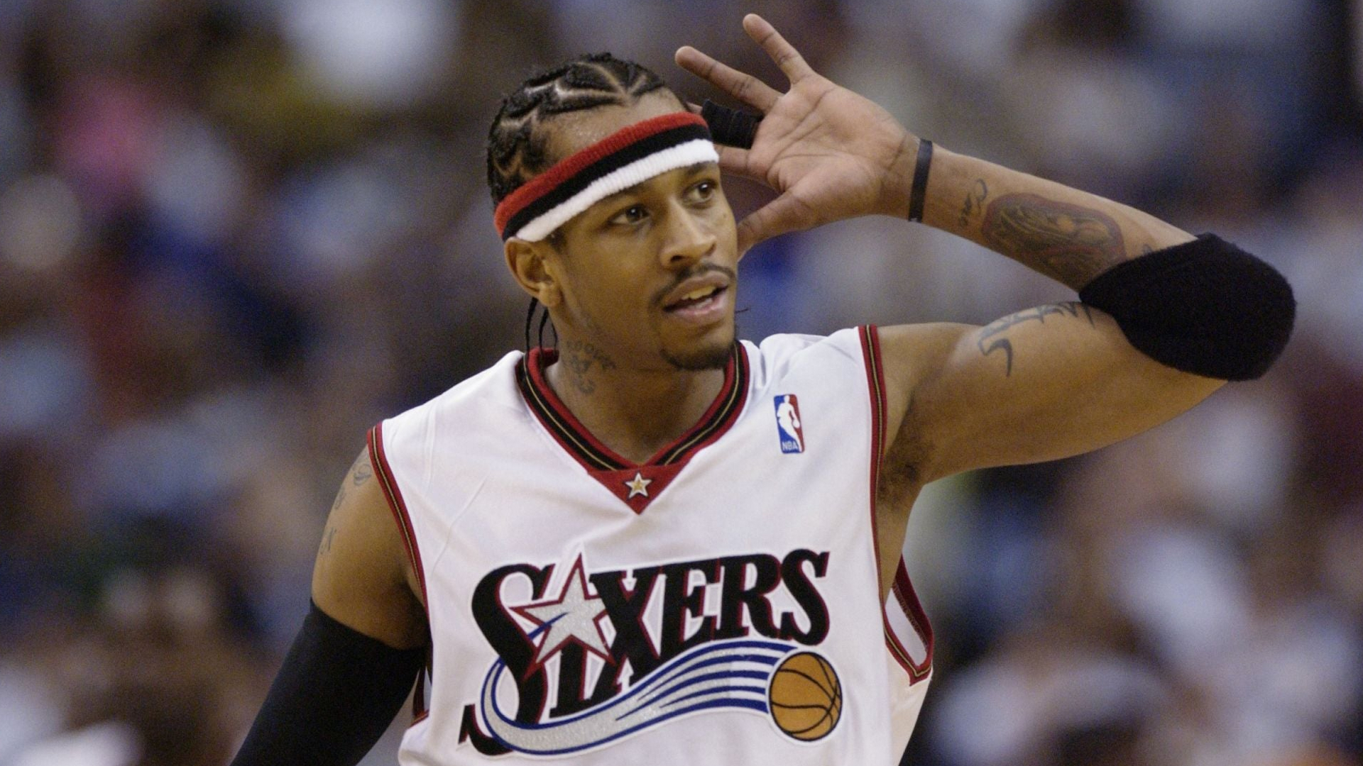 洛杉矶道奇队主帅罗伯茨获颁“2025 年度最佳主帅”，表彰其两连霸期间的调度